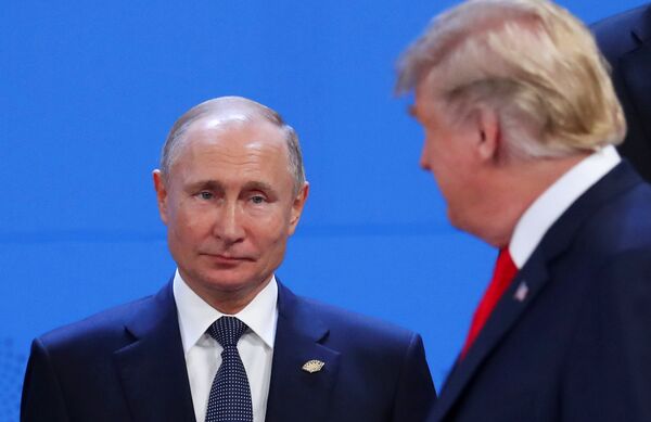 Президент США Дональд Трамп и президент России Владимир Путин Президент США Дональд Трамп и президент России Владимир Путин