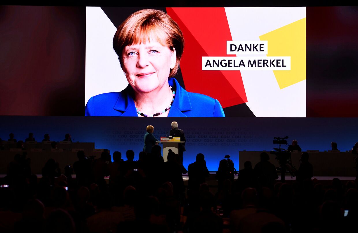 7 декабря 2018. Ангела Меркель выступает на съезде ХДС, прежде чем покинуть пост председателя партии