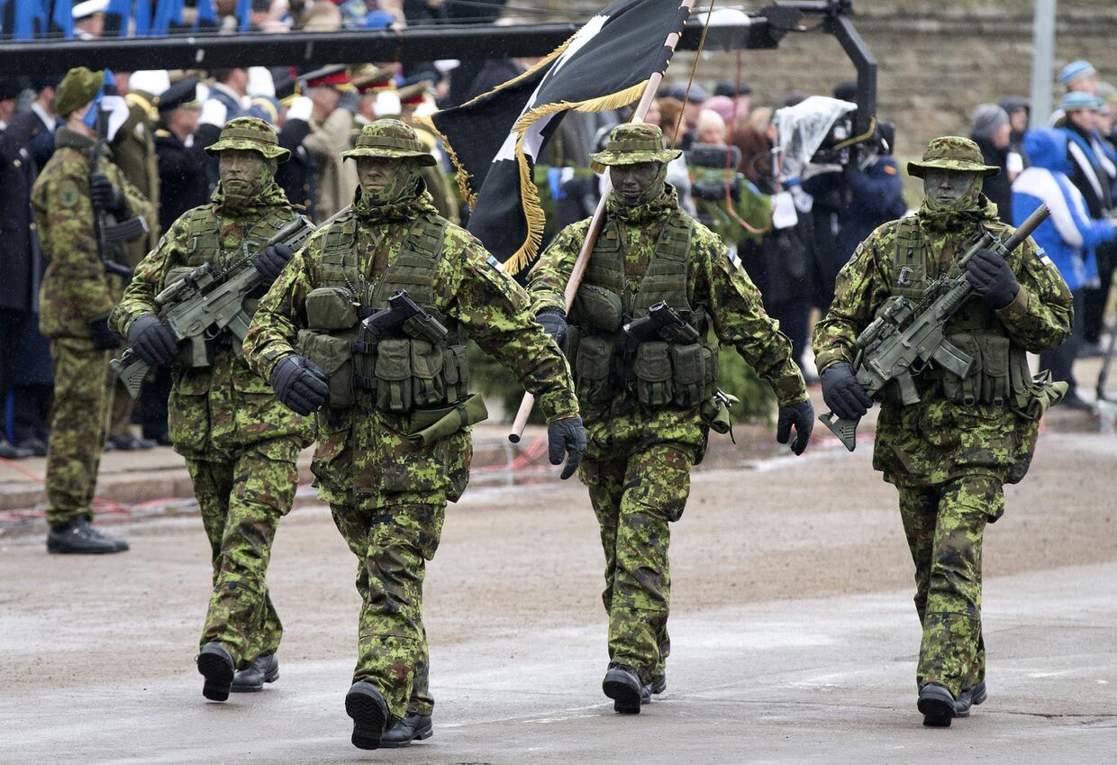 Парад эстонских войск в Нарве, Эстония