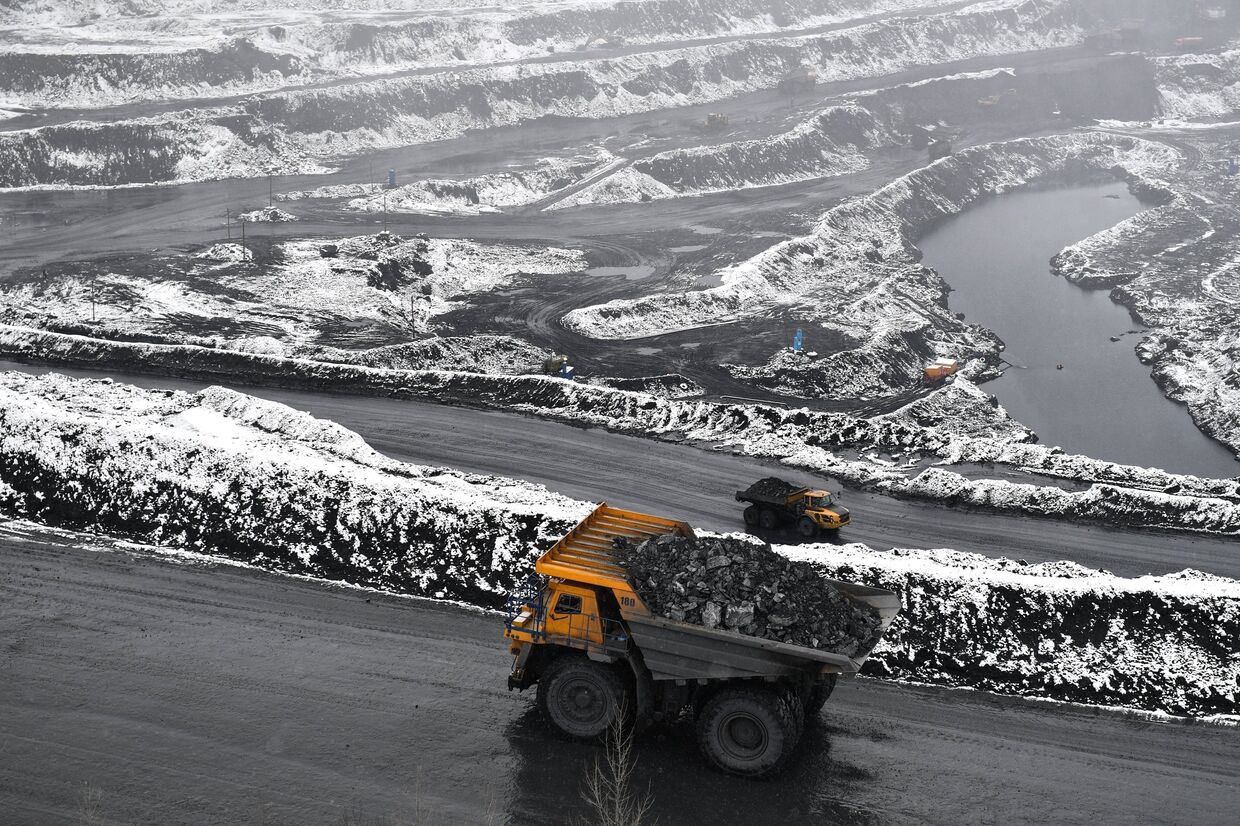 Угольный разрез Колыванский в Новосибирской области