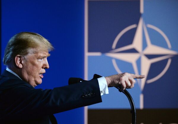 Пресс-конференция президента США Дональда Трампа на саммите НАТО 12 июля 2018 года Пресс-конференция президента США Дональда Трампа на саммите НАТО 12 июля 2018 года