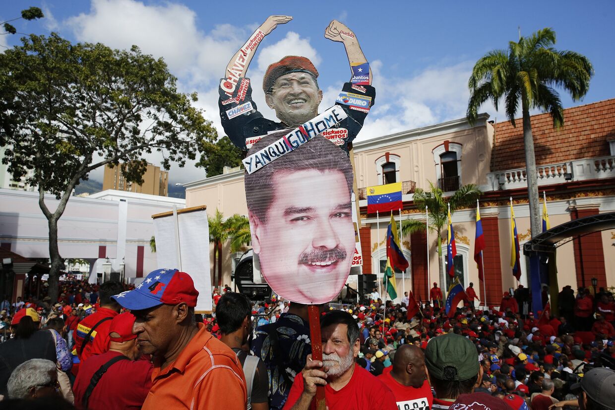 Сторонник президента Венесуэлы Николаса Мадуро