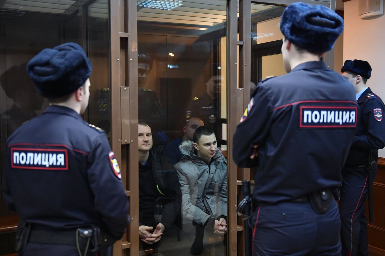 Рассмотрение жалобы на продление ареста украинским морякам