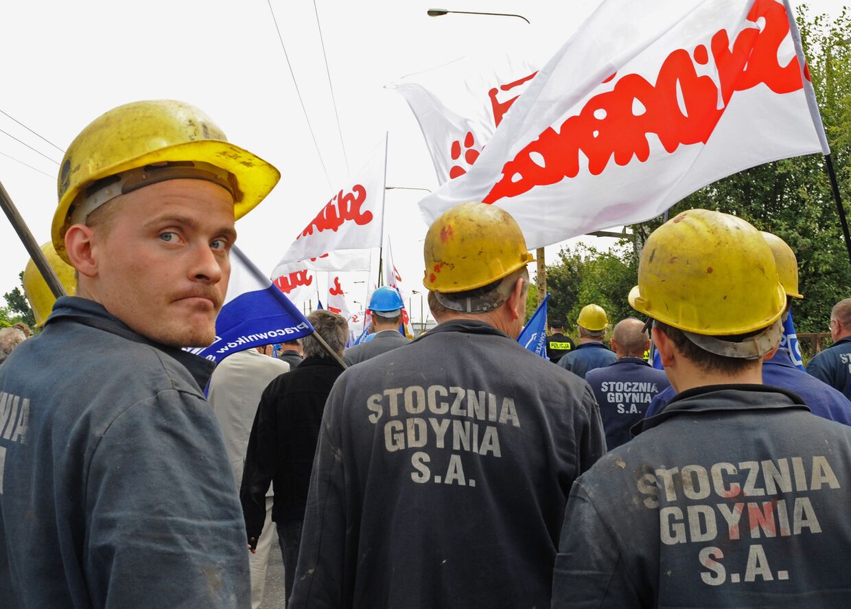Рабочие гданского судостроительного завода