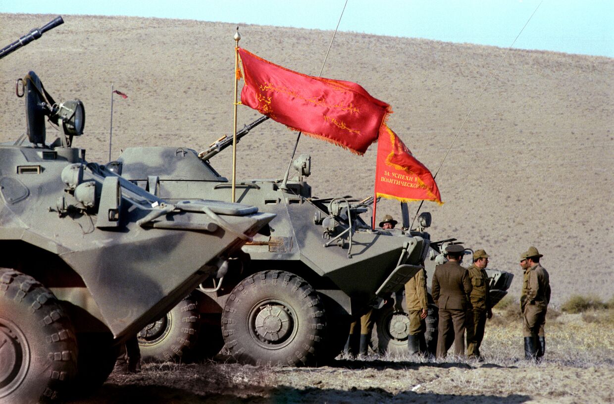 Возвращение советских воинов-интернационалистов из Демократической Республики Афганистан