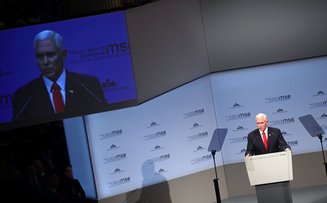 Майк Пенс выступает на Мюнхенской конференции по безопасности