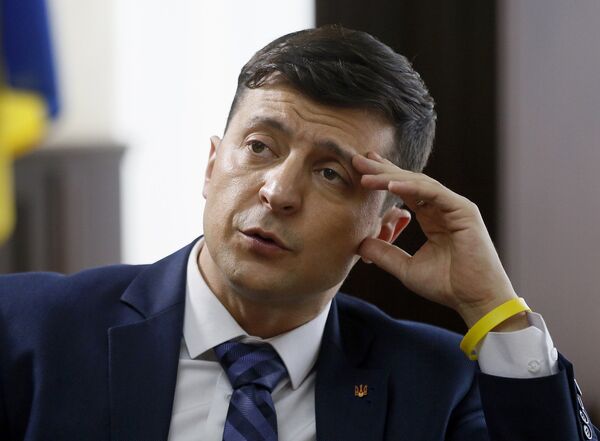 Украинский актер Владимир Зеленский на съемочной площадке фильма в Киеве Украинский актер Владимир Зеленский на съемочной площадке фильма в Киеве