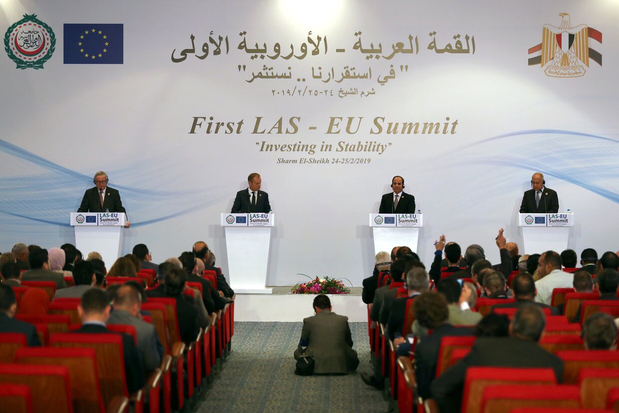 Пресс-конференция во время саммита Лиги арабских государств и государств-членов Европейского Союза в Египте