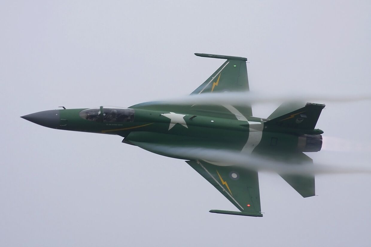 Пакистанский истребитель JF-17 Thunder