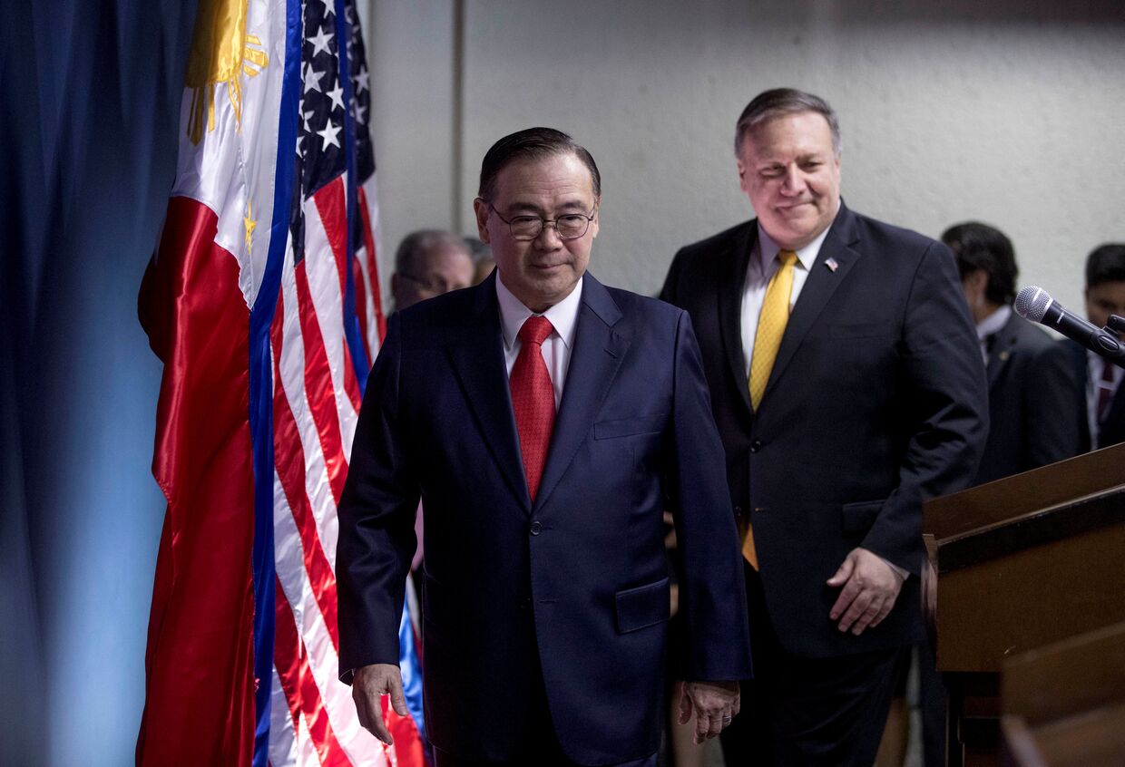 Государственный секретарь США Майк Помпео и министр иностранных дел Филиппин Теодоро Локсин