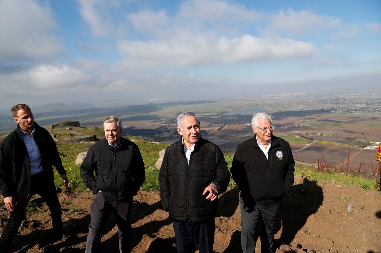 Премьер-министр Израиля Биньямин Нетаньяху, сенатор США Линдси Грэм и посол США в Израиле Дэвид Фридман