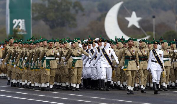 Парад в День Пакистана