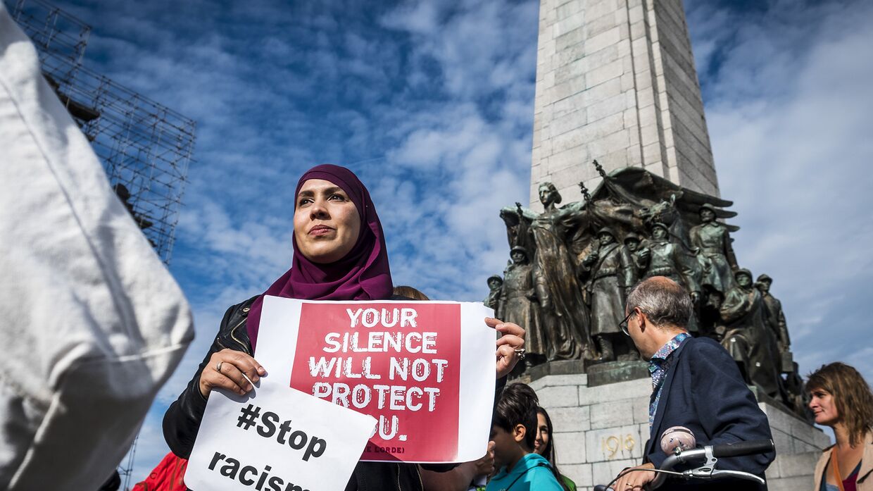 Акция против ненависти и исламофобии в Брюсселе