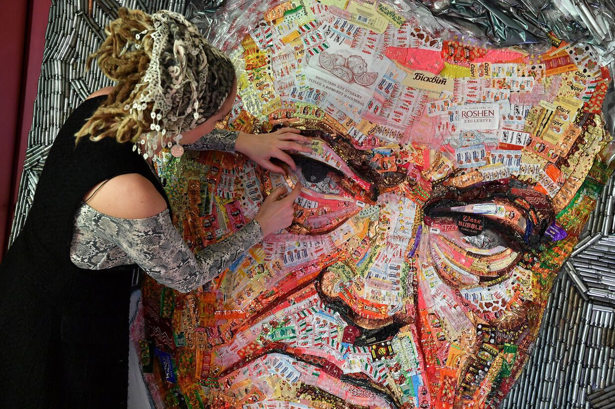 Портрет президента Украины Петра Порошенко украинской художницы Даши Марченко