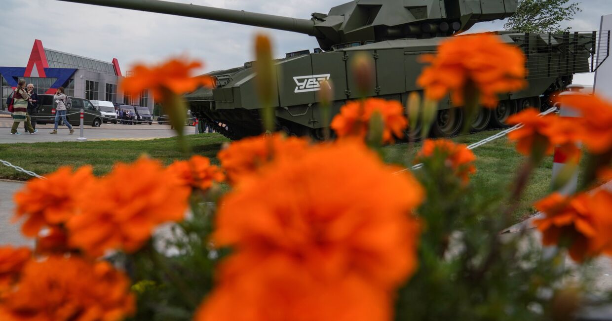 Танк Т-14 Армата на военно-техническом форуме Армия-2018