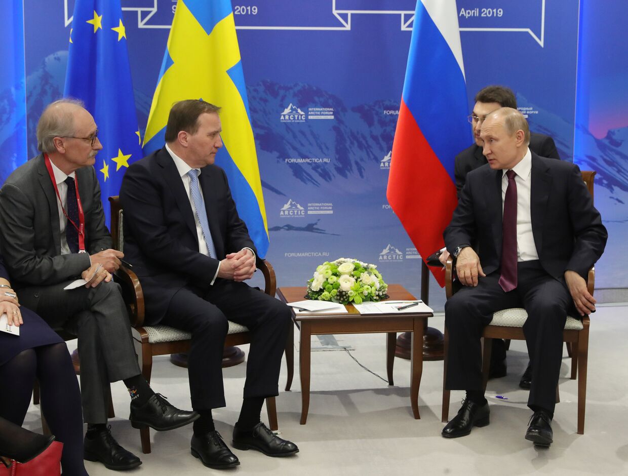 Встреча президента России Владимира Путина и премьер-министра Швеции Стефана Лёвена