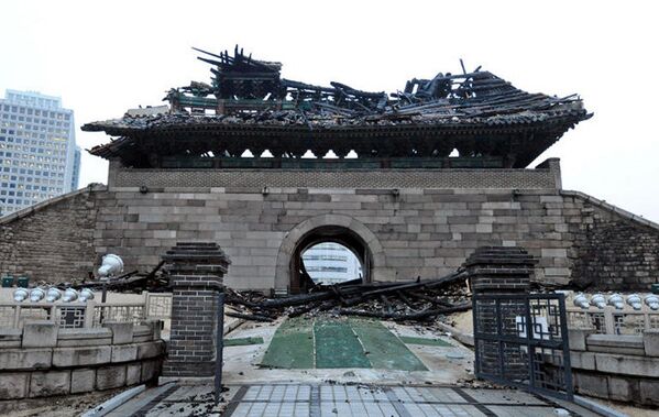 Ворота Суннемун в Южной Корее