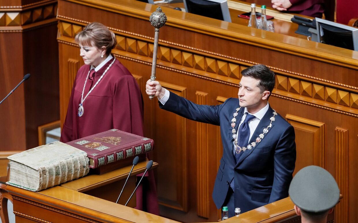 Президент Украины Владимир Зеленский во время церемонии инаугурации в Киеве