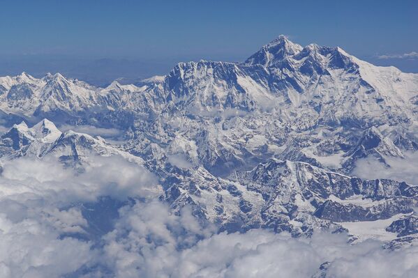 Вид на гору Эверест