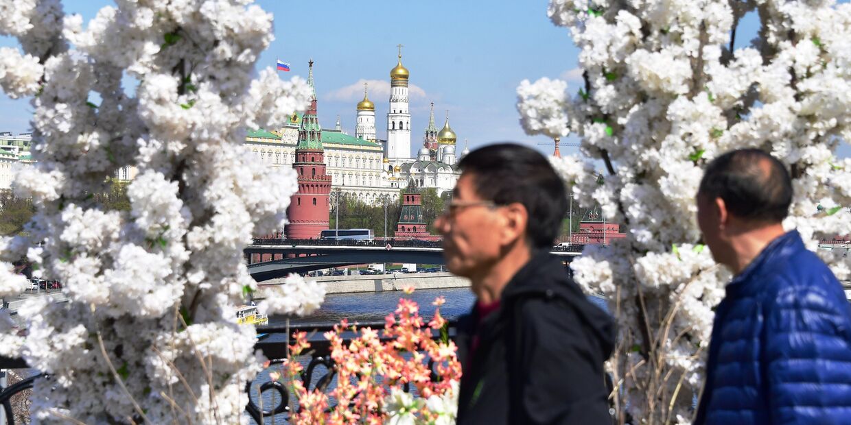 Весенняя Москва Весенняя Москва