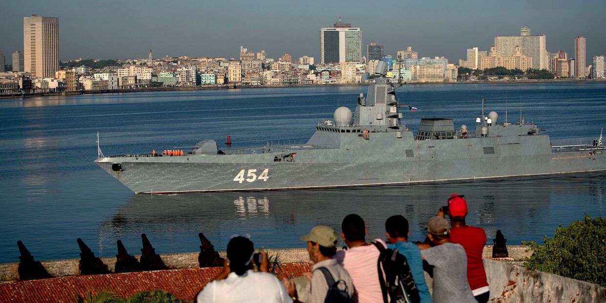 Фрегат ВМФ России Адмирал Горшков прибывает в порт Гавана, Куба