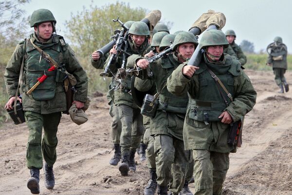 Военные учения на полигоне Балтийского флота в Калининградской области Военные учения на полигоне Балтийского флота в Калининградской области