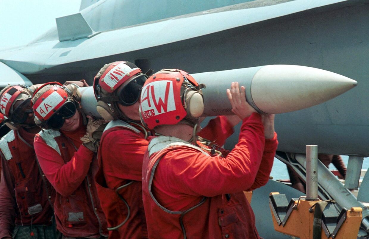 Ракета «воздух-воздух» AIM-120 AMRAAM