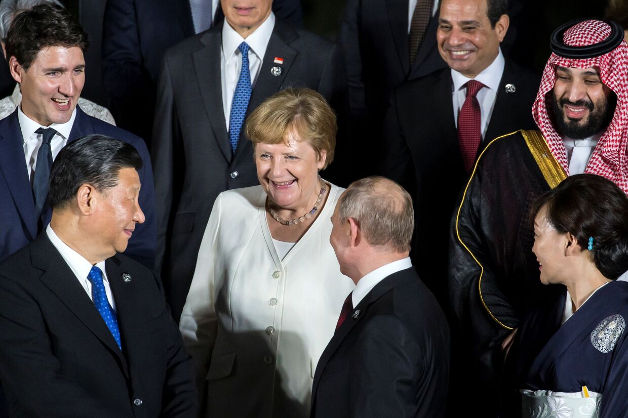 Ангела Меркель и другие мировые лидеры на саммите G20 в Осаке, Япония