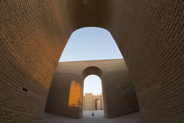 Руины древнего Вавилона недалеко от Багдада, Ирак