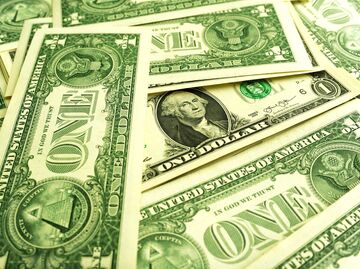Банкноты номиналом 1 доллар США. Банкноты номиналом 1 доллар США.