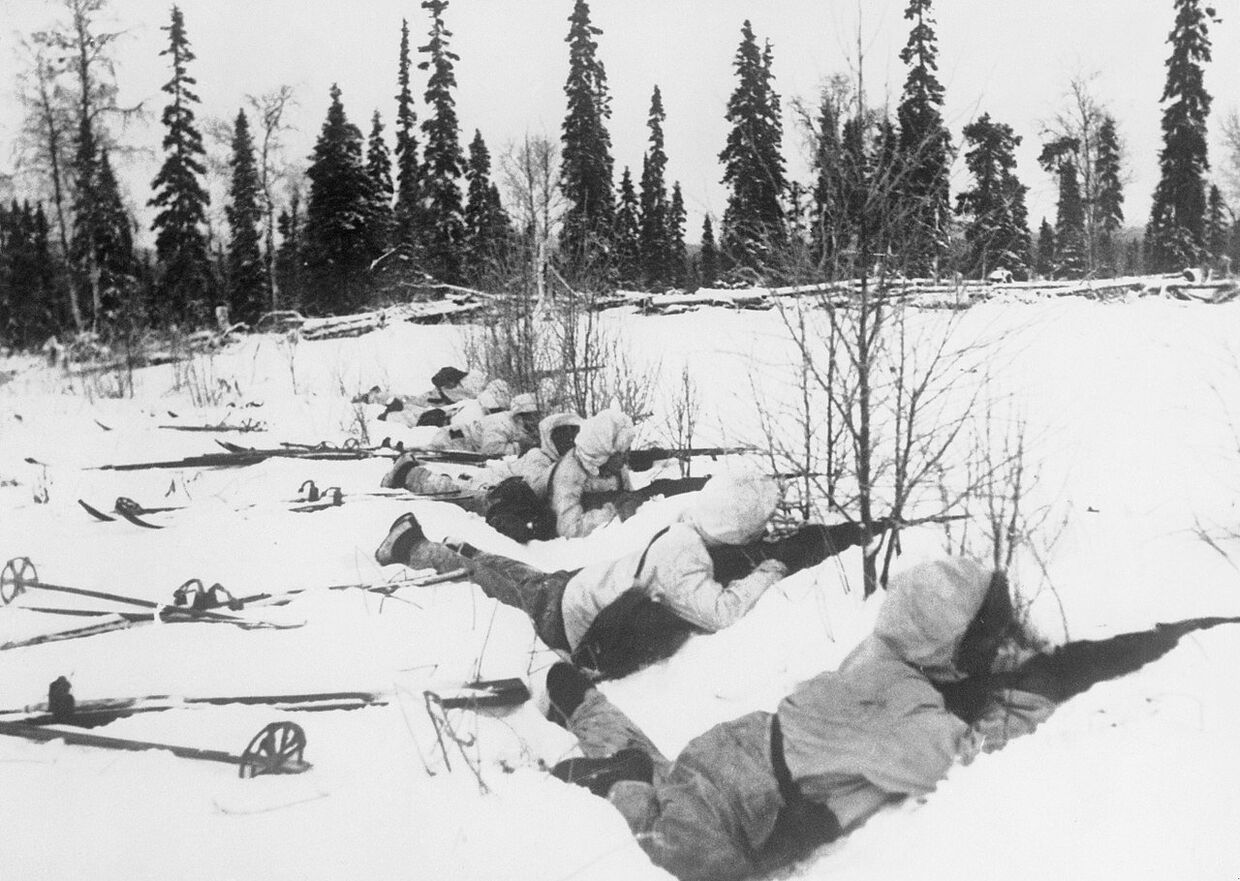 Финские лыжники на позиции, 12 января 1940