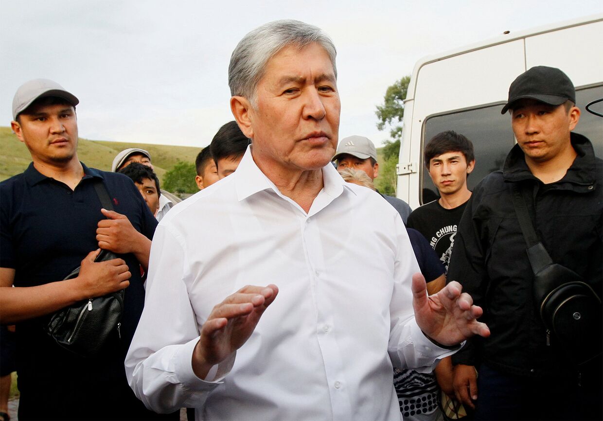 Бывший президент Кыргызстана Алмазбек Атамбаев