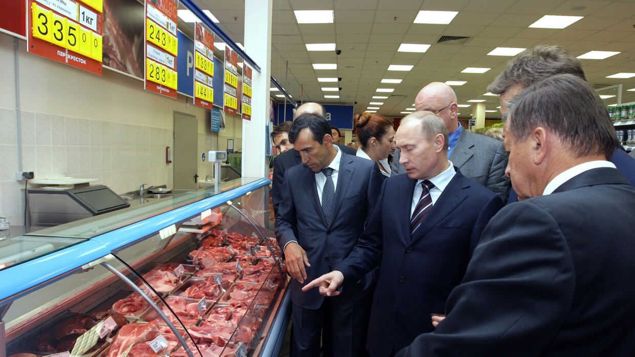 Владимир Путин посетил супермаркет Перекресток в Москве