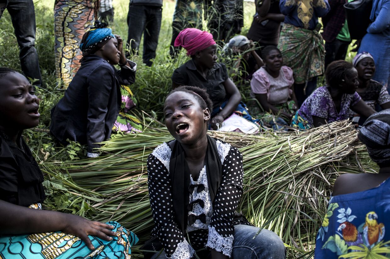 Плачущие женщины, Конго