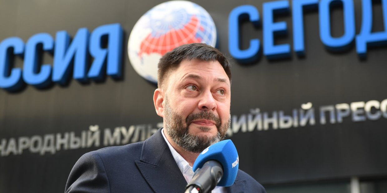 Пресс-конференция К. Вышинского