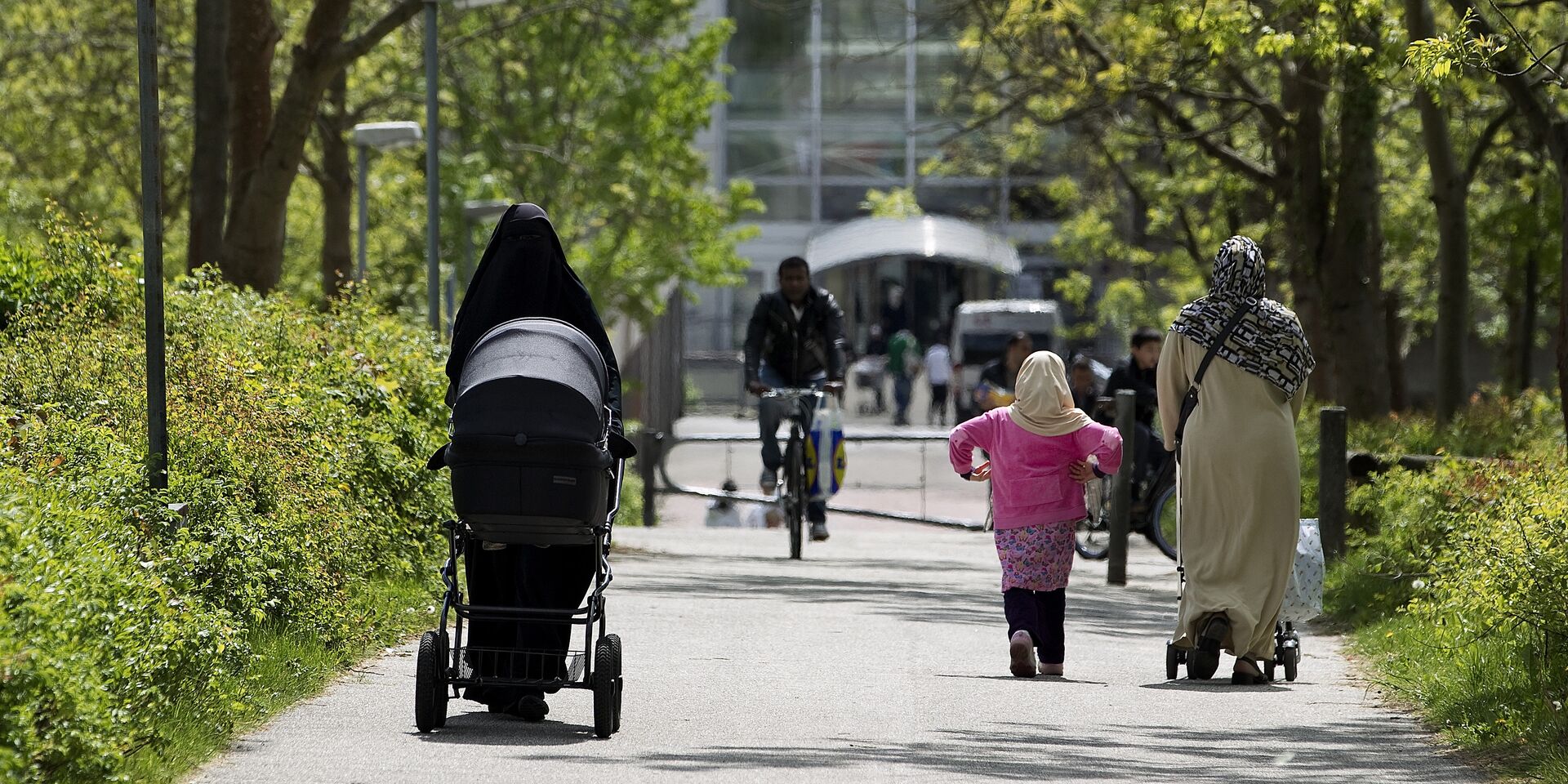 Женщины-мусульманки в Орхусе, Дания - ИноСМИ, 1920, 31.08.2023