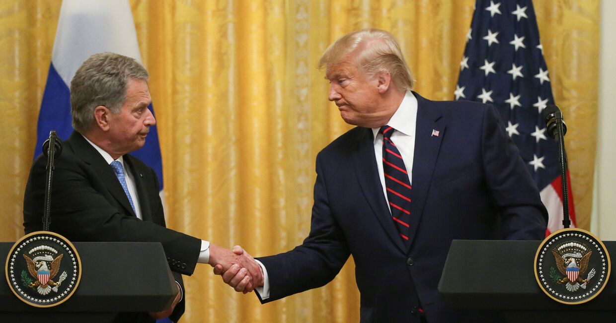 Президент США Дональд Трамп и президент Финляндии Саули Ниинистё во время встречи в Вашингтоне
