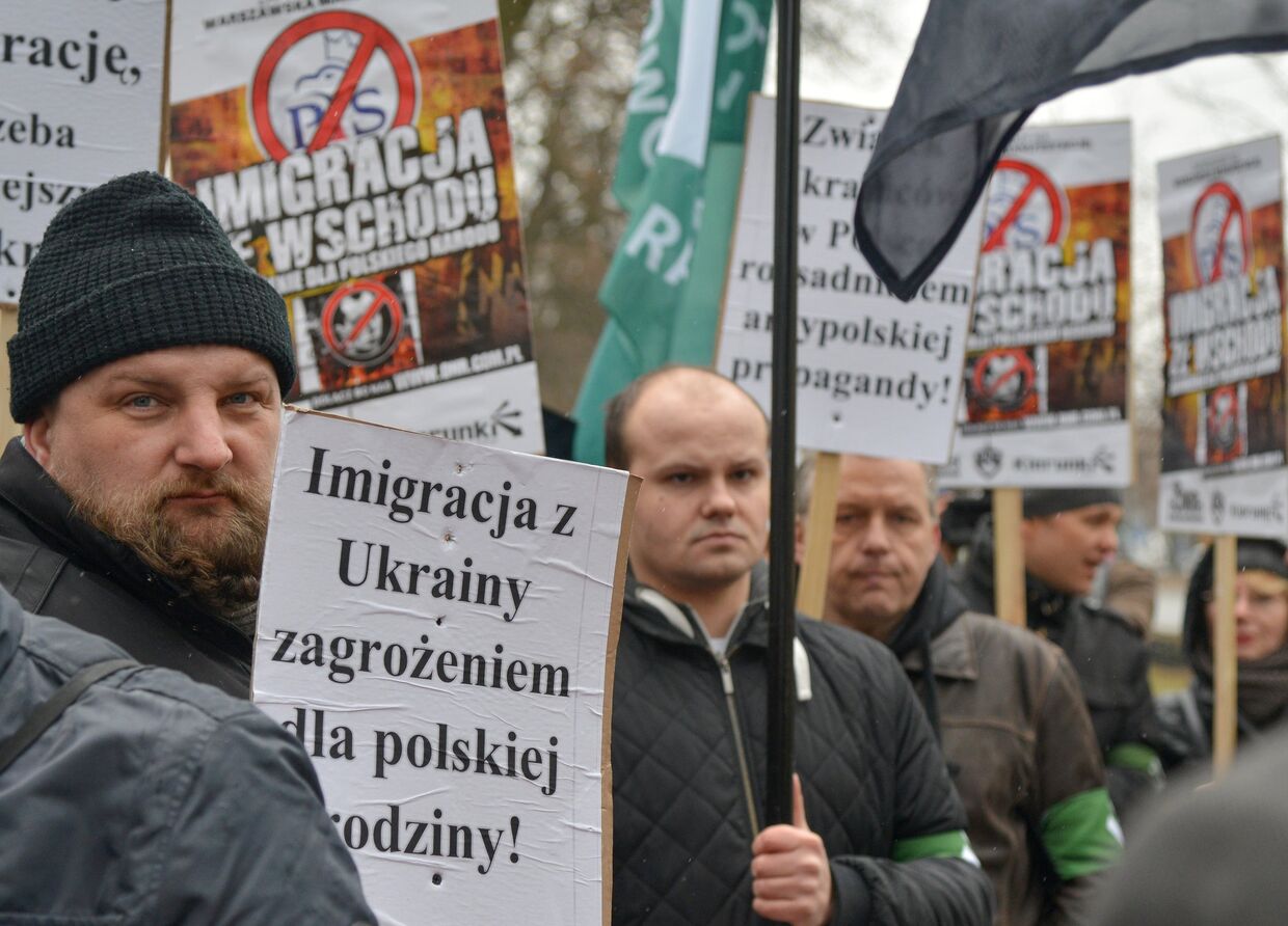 Митинг в Варшаве против возросшего числа украинских мигрантов