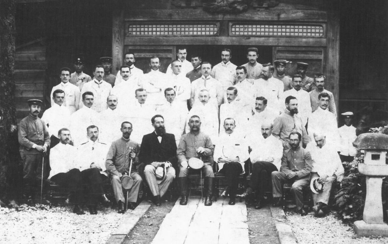 Российские военнопленные в г. Канадзава (Япония) в июне 1905 года