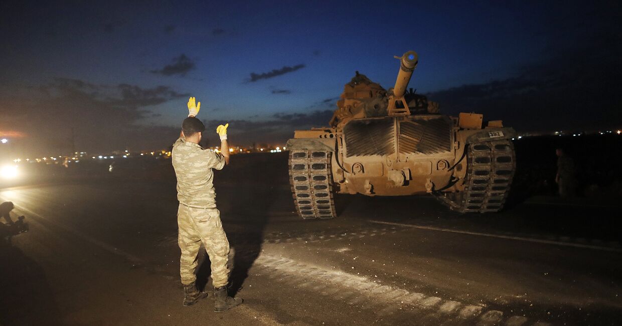 Передислокация турецких войск у границы с Сирией