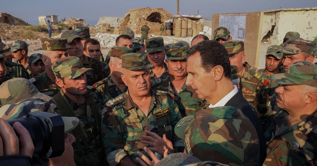Президент Сирии Башар Асад на линии фронта в Идлибе