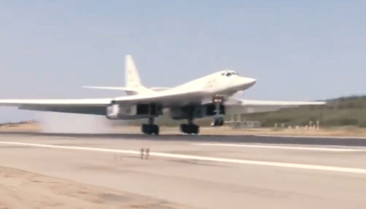 Впечатляющий радиус действия Ту-160