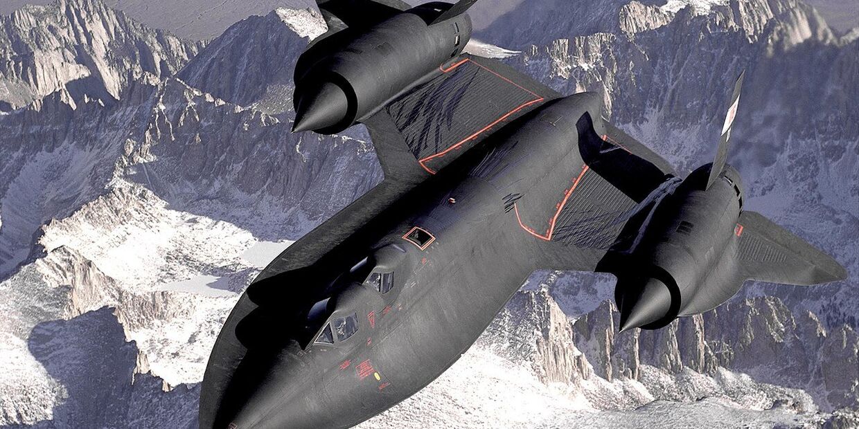 Стратегический сверхзвуковой разведчик ВВС США Lockheed SR-71 Стратегический сверхзвуковой разведчик ВВС США Lockheed SR-71