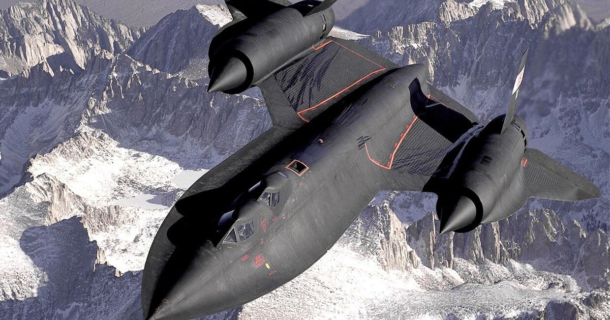 Стратегический сверхзвуковой разведчик ВВС США Lockheed SR-71
