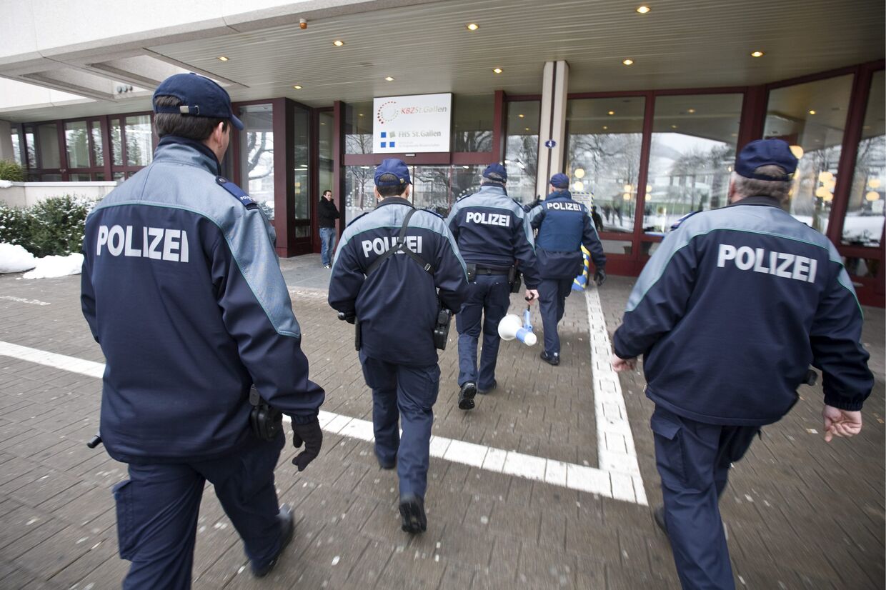 Полицейские в Швейцарии