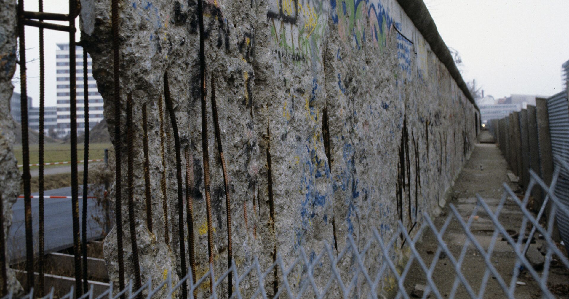 Остатки Берлинской стены - ИноСМИ, 1920, 30.01.2021