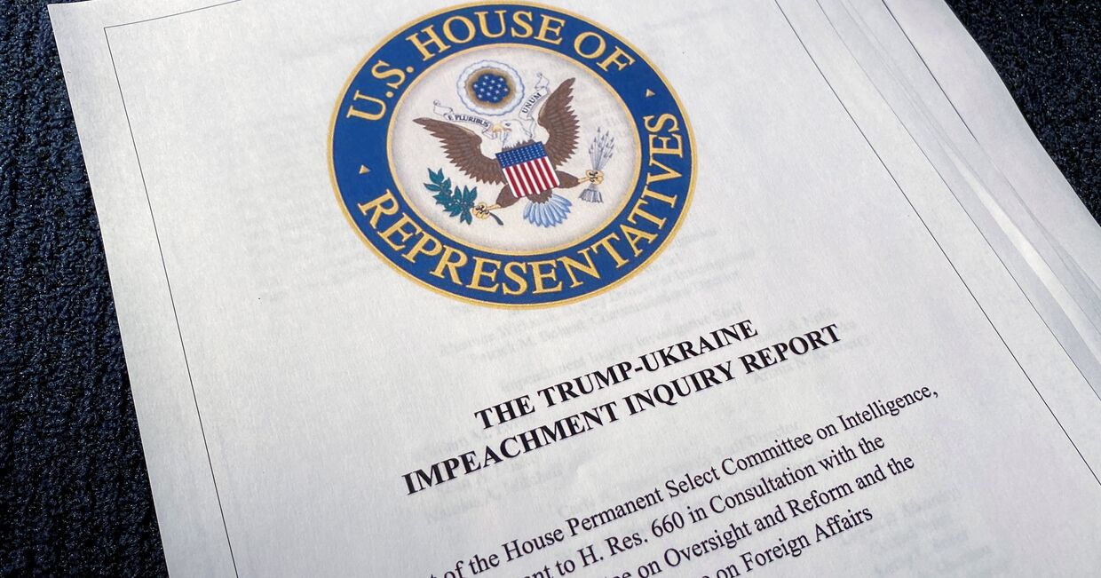 В палате представителей США утвердили доклад по импичменту Трампа