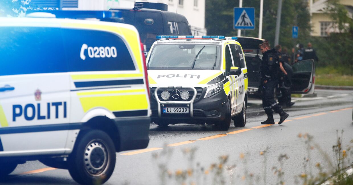 Полицейские автомобили на месте происшествия в Осло, Норвегия