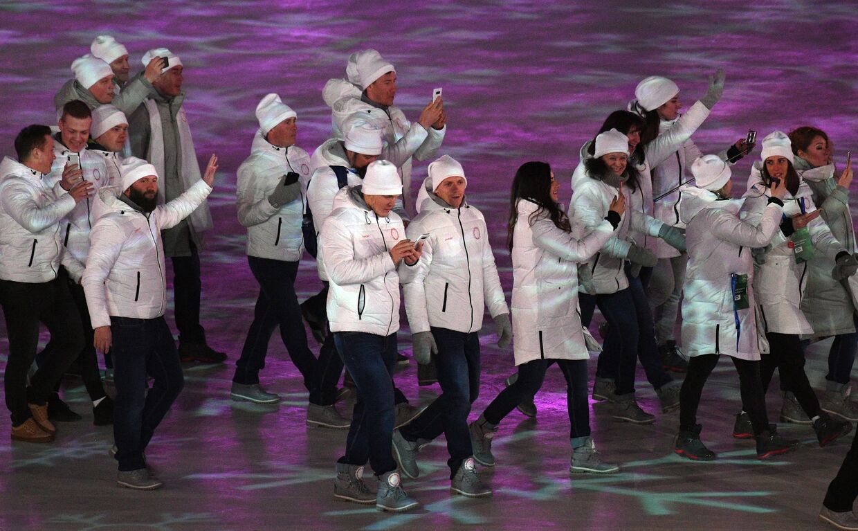 Российские спортсмены на церемонии закрытия XXIII зимних Олимпийских игр в Пхенчхане