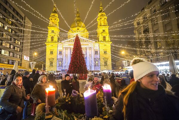 Рождественская ярмарка в Будапеште, Венгрия